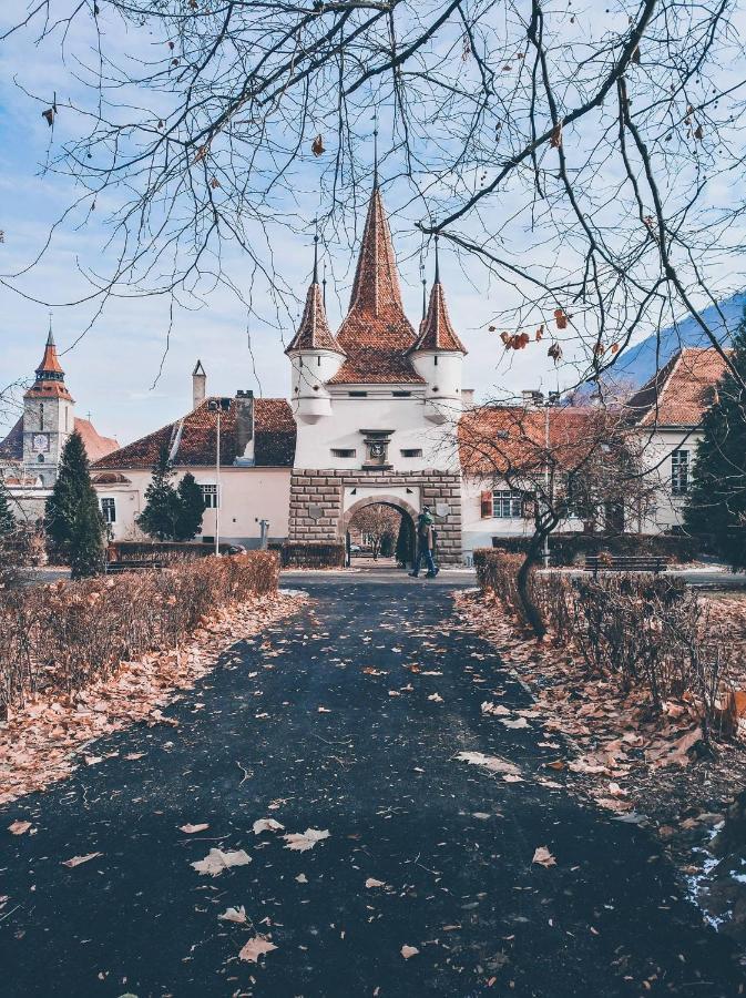 Jasmine Serenity Apartment - Central, Behind Black Church Braşov Exterior foto