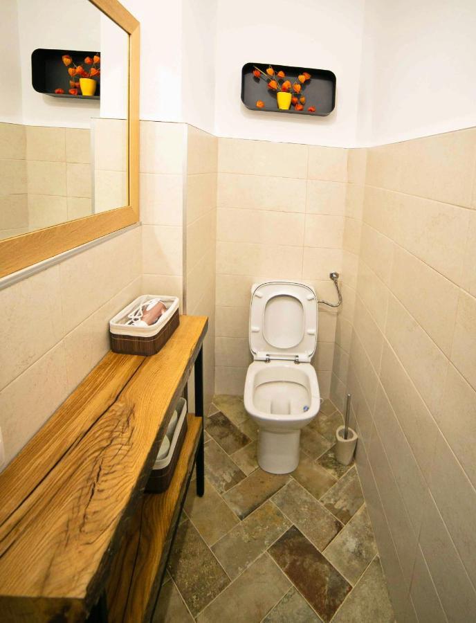 Jasmine Serenity Apartment - Central, Behind Black Church Braşov Exterior foto
